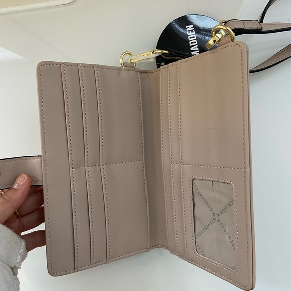 NEW Steve Madden Wallet Crossbody / Phone Wallet Card Case - Picture 5 of 6